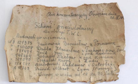 Swede’s father ‘wrote Auschwitz bottle note’