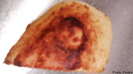 Fried potato with ‘face of Jesus Christ’ for sale on eBay