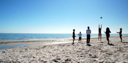 EU gives failing grade to eight Swedish beaches