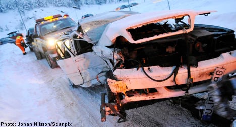 Snow causes traffic havoc in western Sweden