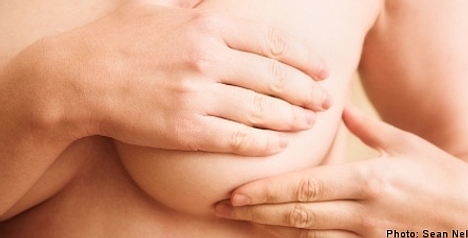 5,000 Swedish women bear banned fake boobs