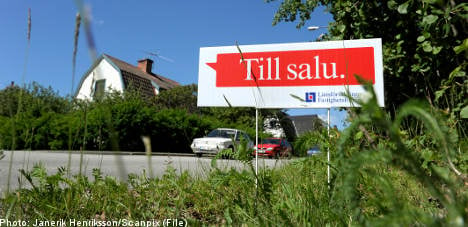 Swedish housing market continues to slide