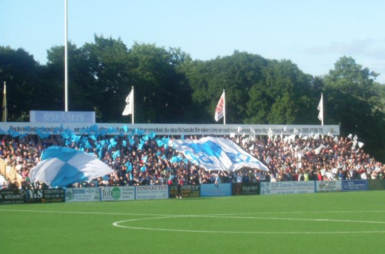 Gefle IF, supporter club Sky Blues<br>The city of Gävle, 170 kilometres north of Stockholm, has a long tradition of sports, in fact Gefle IF is the oldest multi-section sports club in the country. Gefle football has always drawn good crowds to their games, even if the city at the moment is more focused on its very successful ice hockey team Brynäs, which is going for gold in the Elitserien playoffs.Photo: Sky Blues