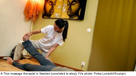Thai masseuse threatens to snip Swedish men