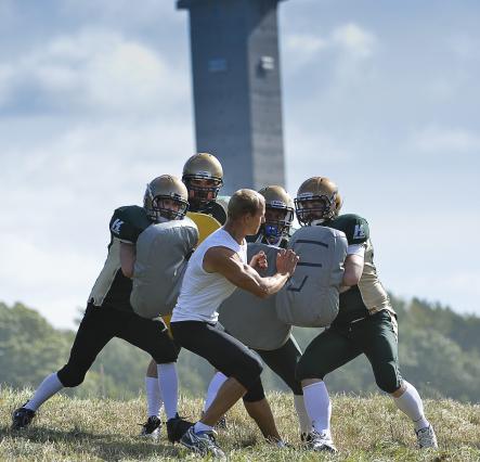 Oh, and not to forget, the biggest enemies of the Vikings: American Football players. It’s Eric The Red against Columbus all over again. Photo: Jonas Ekströmer/Scanpix