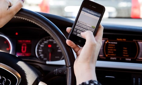 Sweden’s new SMS law ushers drivers to court