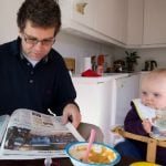 Liberals to push extra ‘daddy month’ on Swedes