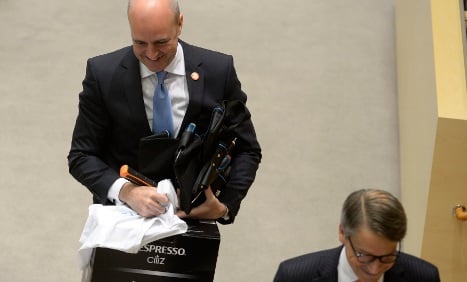 Reinfeldt says goodbye in last debate