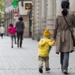 Swedish baby groups help immigrant parents