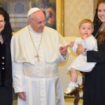 Queen Silvia, Pope Francis, Princess Leonore and her mother Princess Madeleine of Sweden on April 27th, 2015.Photo: Henrik Montgomery/TT