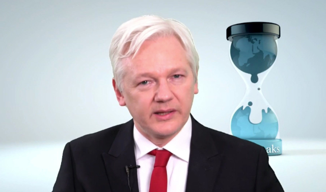 Assange asks Sweden to drop arrest warrant now US has expressed intent