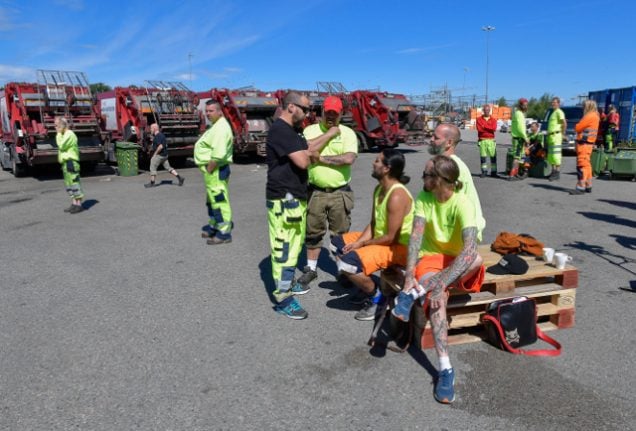 Swedish court orders striking waste collectors to return to work