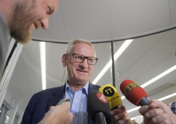 Former PM Carl Bildt says he’s ‘too old’ to return as Moderate leader, despite popularity in polls