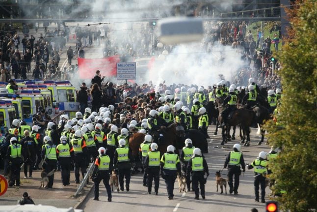 Gothenburg neo-Nazi demonstration ends after hours of unrest