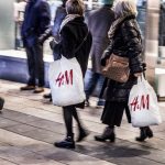 H&M boosts online sales even as profits shrink