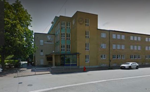 Parents at Malmö's Bladins International School lodge complaint over tuition cuts